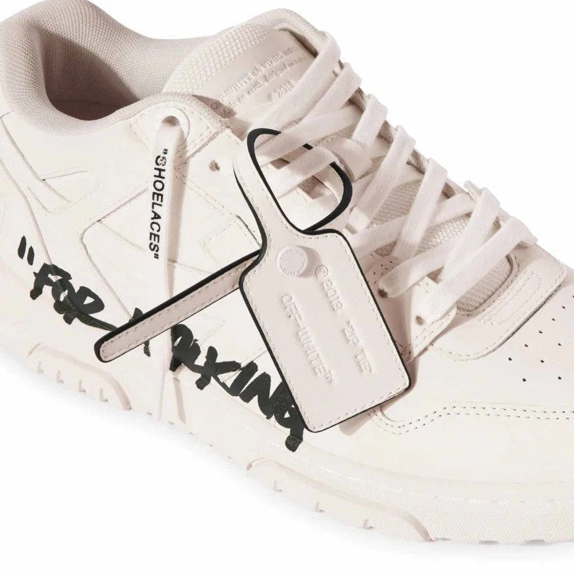 Off-Sneaker" Grafitti