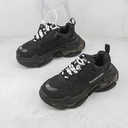 Triple-S" Sneaker Black