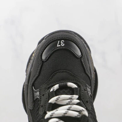 Triple-S" Sneaker Black