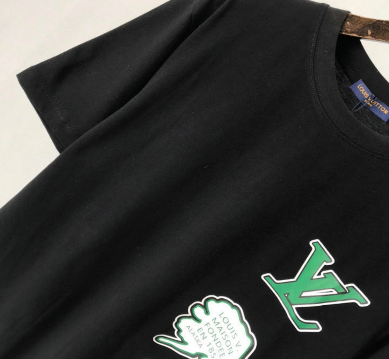 LV T-Shirt